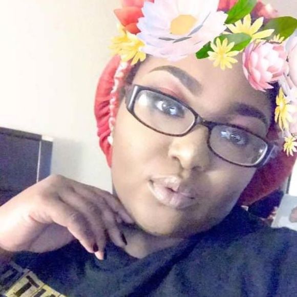 Meet your Posher, Melissa - Picture 1 of 1